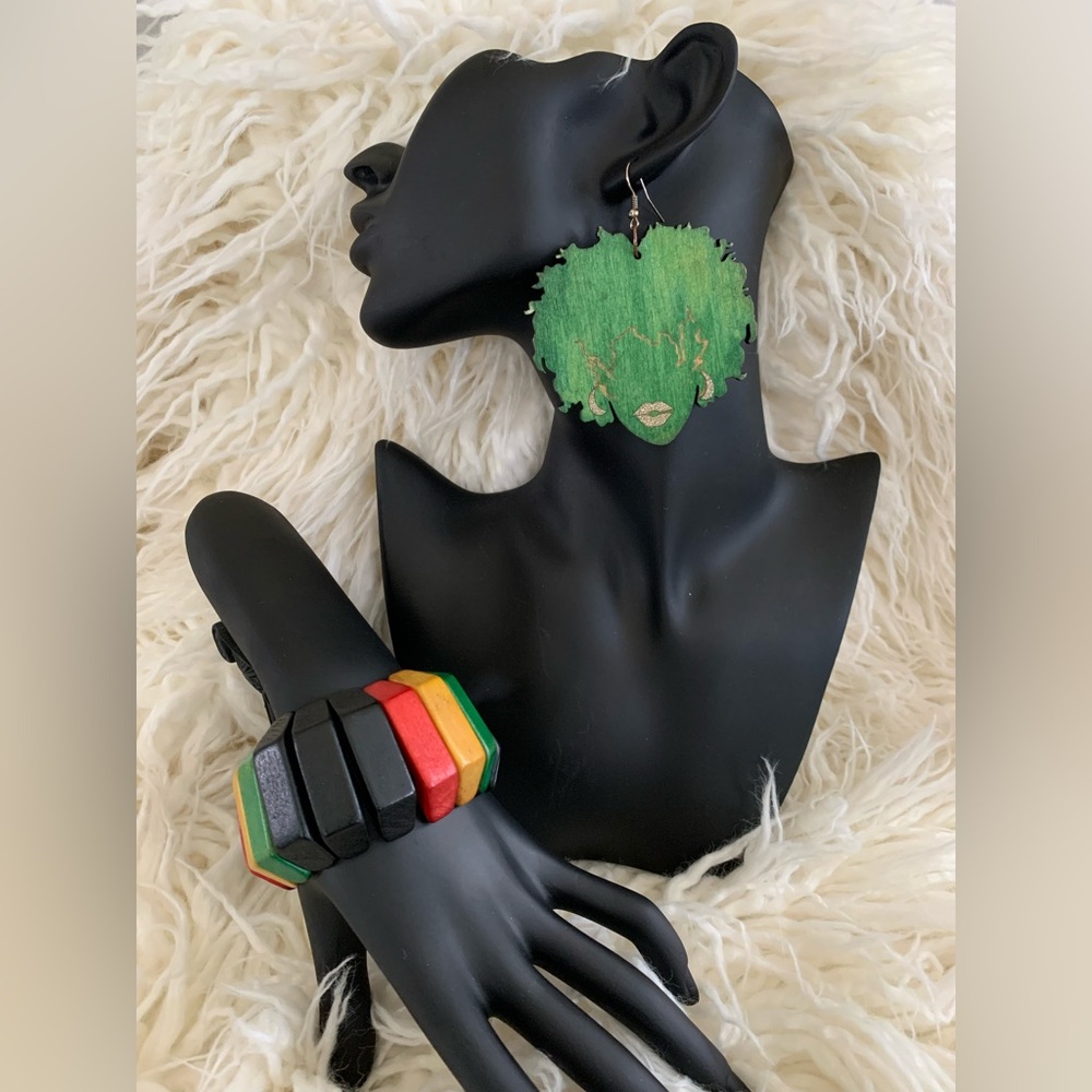 Jamaican Festival Wood Earrings and Matching Bracelet  ~ Art To Wear